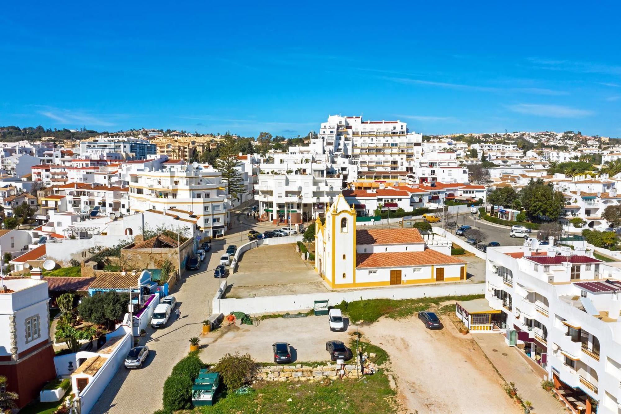Bright And Central Apartment - Praia Da Luz Exterior photo